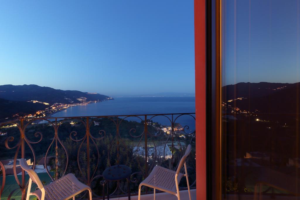 Villa Astoria Таорміна Екстер'єр фото