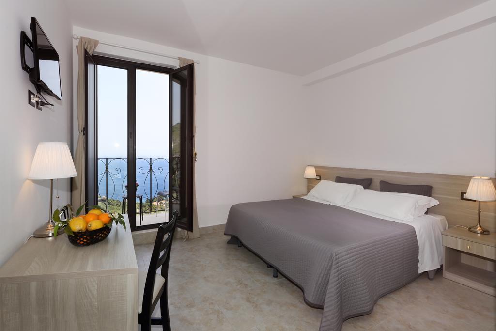 Villa Astoria Таорміна Екстер'єр фото