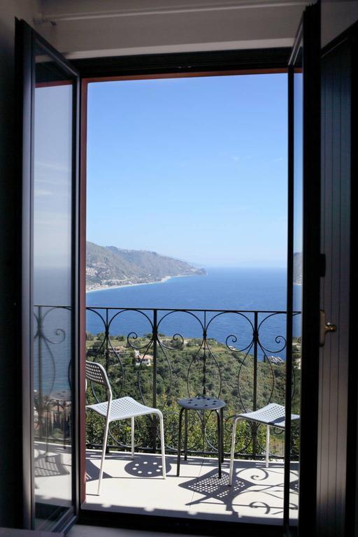 Villa Astoria Таорміна Екстер'єр фото